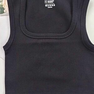 SHEIN Black Ribbed Tank Top